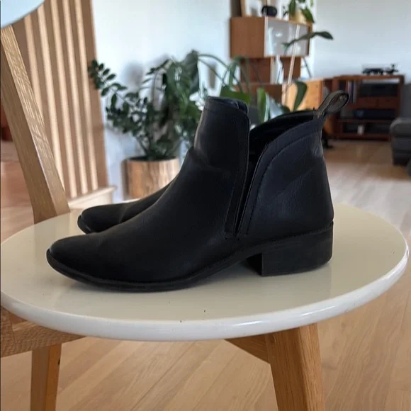 Black Booties - Picture 2 of 4